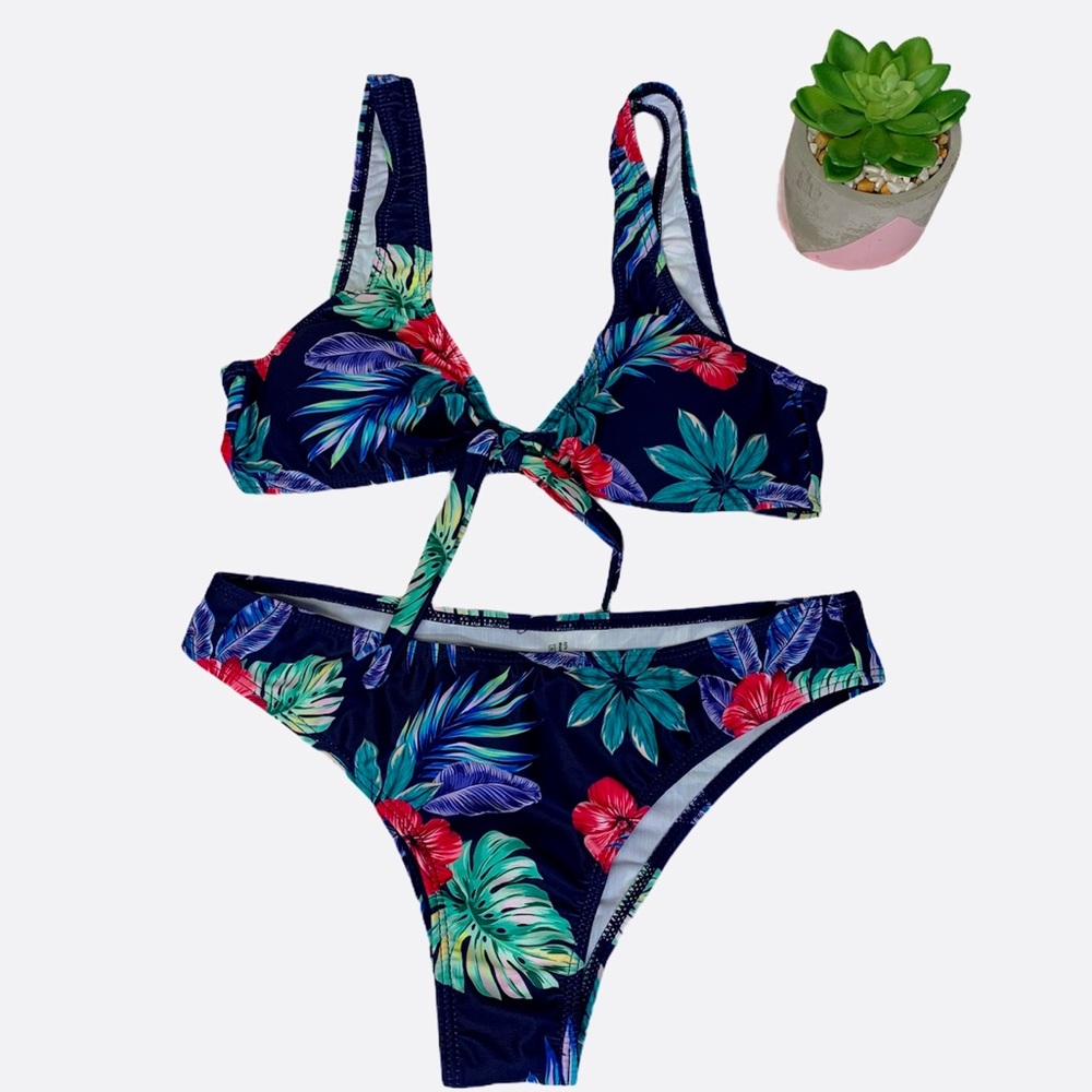 NWT SHEIN Navy Blue Tropical Floral Bikini Set S